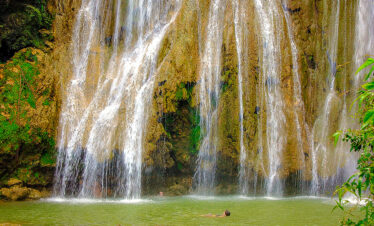 Limon Waterfall & Cayo Levantado in Samaná